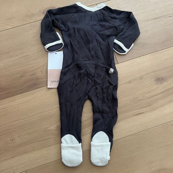 NWT Goumi Kids Coal Thermal Footie SZ 0-3 mo Bamboo Zippy Sleeper Waffle Knit - Picture 3 of 3